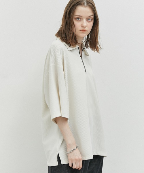 JUNRED（ジュンレッド）の「プリーツハーフジッププルオーバー（Tシャツ/カットソー・メンズ・ホワイト/ブラック/ライトグレー・S/M/L）」の2枚目の写真