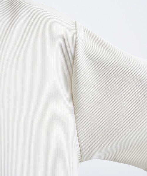 JUNRED（ジュンレッド）の「プリーツハーフジッププルオーバー（Tシャツ/カットソー・メンズ・ホワイト/ブラック/ライトグレー・S/M/L）」の7枚目の写真