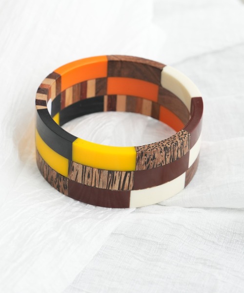 CIAOPANIC TYPY（チャオパニックティピー）の「【Aguni】ウッドパネルバングル（バングル/リストバンド・レディース・オレンジ・ONE SIZE）」の5枚目の写真