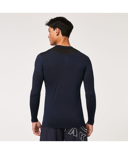 OAKLEY（オークリー）の「オークリー TECHNICAL BASE LAYER LS CREW