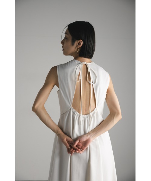STYLEMIXER（スタイルミキサー）の「バックオープンワンピース（ワンピース・レディース・ブラック/ホワイト・SMALL/MEDIUM）」の12枚目の写真