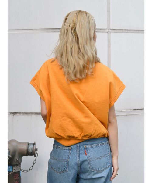 Ungrid（アングリッド）の「ノースリショートロゴタンクトップ（Tシャツ/カットソー・レディース・ネイビー/オフホワイト/オレンジ/イエロー・FREE）」の6枚目の写真