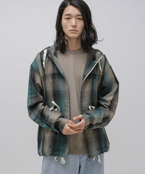 NANO universe（ナノユニバース）の「LB.03/ウォッシャブルリネンチェックベンチレーションマリンパーカー（マウンテンパーカー・メンズ・キナリ/グリーン・L/M/S）」の8枚目の写真