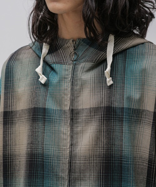 NANO universe（ナノユニバース）の「LB.03/ウォッシャブルリネンチェックベンチレーションマリンパーカー（マウンテンパーカー・メンズ・キナリ/グリーン・L/M/S）」の13枚目の写真