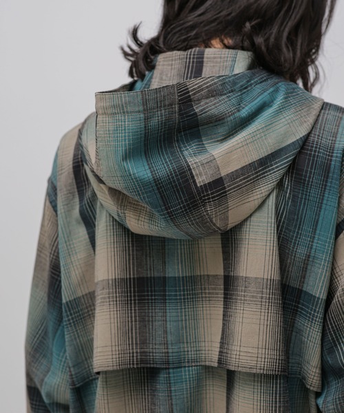 NANO universe（ナノユニバース）の「LB.03/ウォッシャブルリネンチェックベンチレーションマリンパーカー（マウンテンパーカー・メンズ・キナリ/グリーン・L/M/S）」の15枚目の写真