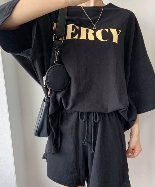 Dalfwin（ダールフィン）の「韓国ファッション MERCYロゴ半袖セットアップ 半袖トップス×ショートパンツ上下セット（ルームウェア/パジャマ・レディース・オートミール/ブラック・FREE）」の4枚目の写真
