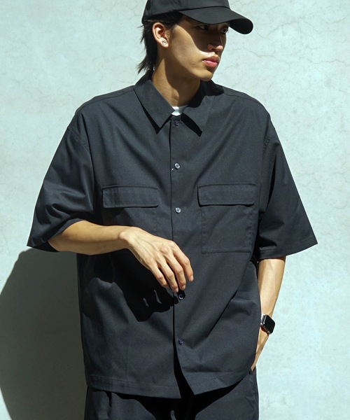 UNIIT(ユニット)の「【UNIIT/ユニット】 ポリエステルツイル ダブルフラップポケット オーバーサイズシャツ ビッグシルエット セットアップ対応可能アイテム イージーケア 吸水速乾性(シャツ/ブラウス・メンズ・ブルー系その他/ブラック・MEDIUM/LARGE)」の2枚目の写真