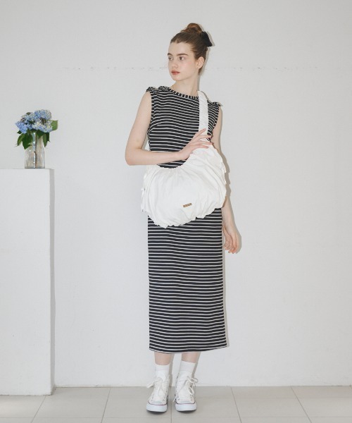 MIRO AMURETTE(ミロアミュレット)の「gather messenger bag/メッセンジャーバッグ(メッセンジャーバッグ・レディース・ブラック/ホワイト・FREE)」の9枚目の写真