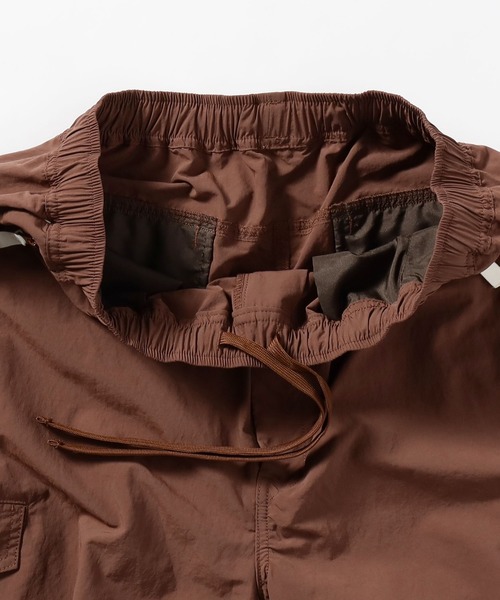BEAMS(ビームス)の「BEAMS / パイピング スノー パンツ(その他パンツ・メンズ・ブラック/ブラウン・XL/S/M/L)」の13枚目の写真