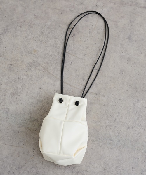 COLONY 2139（コロニートゥーワンスリーナイン）の「コードミニ巾着バッグ（ショルダーバッグ・レディース・オフホワイト/ブラック・FREE）」の12枚目の写真