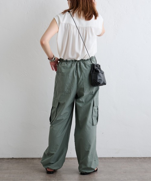 COLONY 2139（コロニートゥーワンスリーナイン）の「コードミニ巾着バッグ（ショルダーバッグ・レディース・オフホワイト/ブラック・FREE）」の8枚目の写真