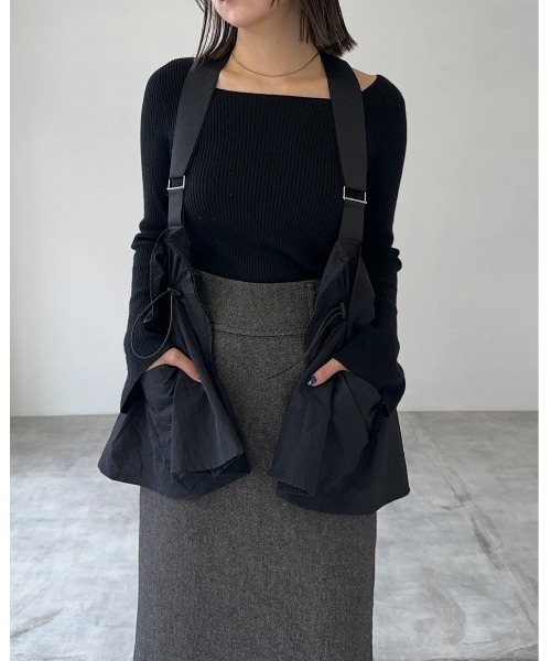 leimn（レイムン）の「ドロストサスペンダートップス（ベスト・レディース・ブラック/ベージュ・M）」の11枚目の写真