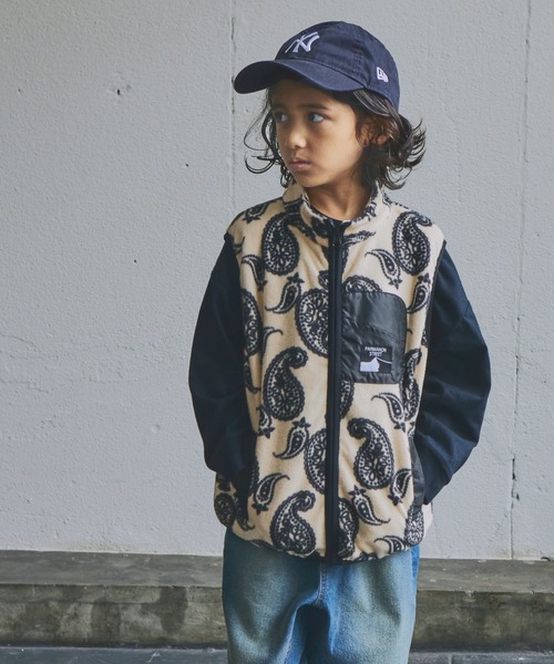 PAIRMANON STREET（ペアマノンストリート）の「【PAIRMANON STREET】マイクロフリース クレイジーカラー 配色 総柄 ベスト（ベスト・キッズ・ブラック系その他2/アイボリー/グレイッシュベージュ/グリーン系その他/その他/ブラック系その他・100/140/130/90/110/120/150）」の3枚目の写真