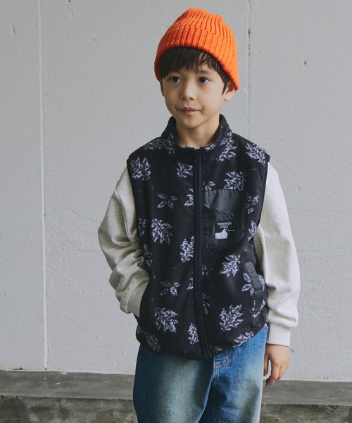 PAIRMANON STREET（ペアマノンストリート）の「【PAIRMANON STREET】マイクロフリース クレイジーカラー 配色 総柄 ベスト（ベスト・キッズ・ブラック系その他2/アイボリー/グレイッシュベージュ/グリーン系その他/その他/ブラック系その他・100/140/130/90/110/120/150）」の4枚目の写真