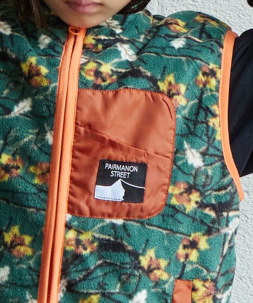 PAIRMANON STREET（ペアマノンストリート）の「【PAIRMANON STREET】マイクロフリース クレイジーカラー 配色 総柄 ベスト（ベスト・キッズ・ブラック系その他2/アイボリー/グレイッシュベージュ/グリーン系その他/その他/ブラック系その他・100/140/130/90/110/120/150）」の11枚目の写真