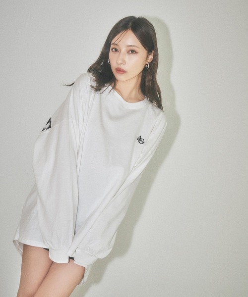 ANDGEEBEE（アンジービー）の「UNISEX バックロゴロンT（Tシャツ/カットソー・レディース・ホワイト/ブラック・FREE）」の4枚目の写真