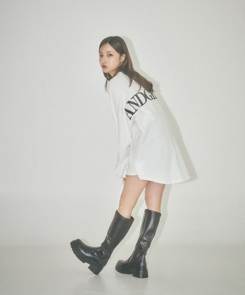 ANDGEEBEE（アンジービー）の「UNISEX バックロゴロンT（Tシャツ/カットソー・レディース・ホワイト/ブラック・FREE）」の8枚目の写真