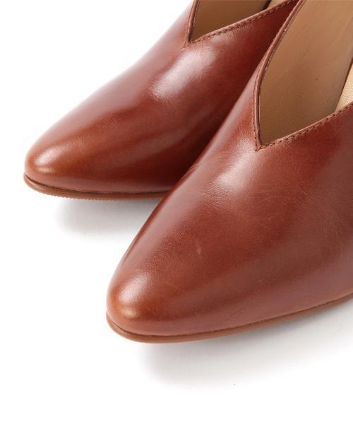 Ray BEAMS（レイビームス）の「◇Ray BEAMS / Vカット チャンキーヒール パンプス（パンプス・レディース・ブラック/ブラウン・37/40/39/38/36）」の21枚目の写真