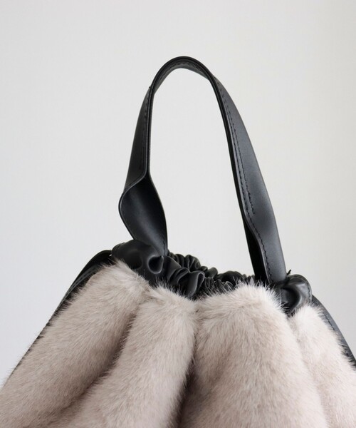 CACHELLIE（カシェリエ）の「【Cachellie/カシェリエ】ファードロストショルダートートバッグ（トートバッグ・レディース・ブラウン/キナリ・FREE）」の12枚目の写真