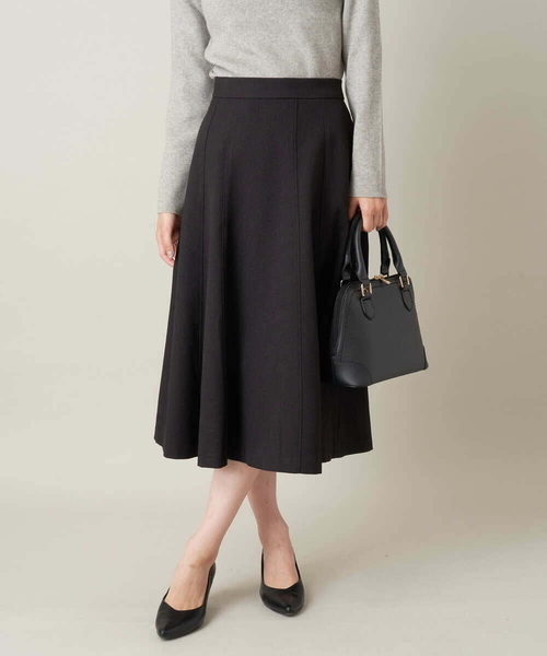 a.v.v（アーヴェヴェ）の「【イージーケア】ウールライク切替フレアスカート（スーツスカート・レディース・ベージュ/ブラック・34/42/38/36/40）」の2枚目の写真