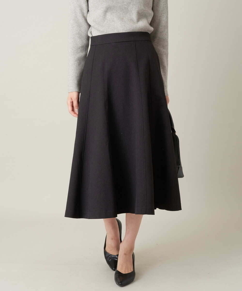 a.v.v（アーヴェヴェ）の「【イージーケア】ウールライク切替フレアスカート（スーツスカート・レディース・ベージュ/ブラック・34/42/38/36/40）」の3枚目の写真