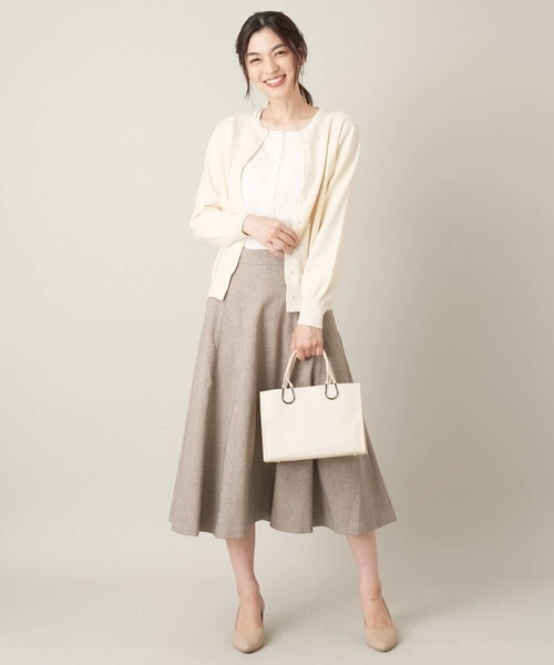 a.v.v（アーヴェヴェ）の「【イージーケア】ウールライク切替フレアスカート（スーツスカート・レディース・ベージュ/ブラック・34/42/38/36/40）」の11枚目の写真