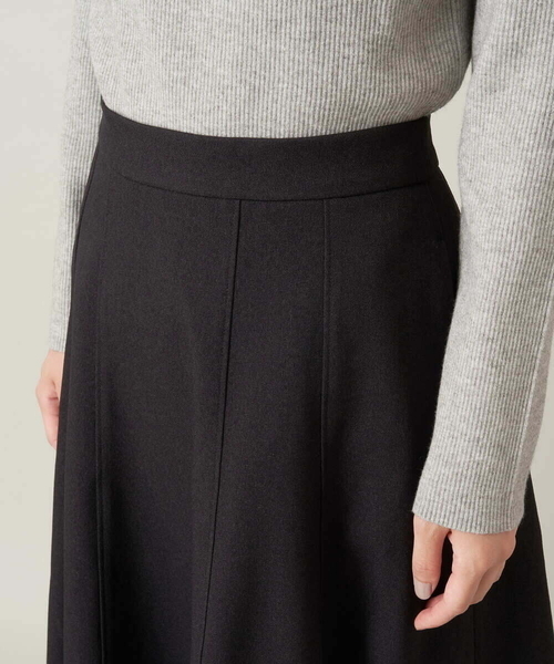 a.v.v（アーヴェヴェ）の「【イージーケア】ウールライク切替フレアスカート（スーツスカート・レディース・ベージュ/ブラック・34/42/38/36/40）」の20枚目の写真