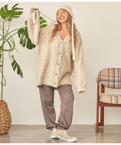 anap mimpi（アナップミンピ）の「小花柄 ジョガー 裏毛 スウェット パンツ【セットアップ対応】（スウェットパンツ・レディース・ピンク/ダークグレー/アイボリー・FREE）」の15枚目の写真