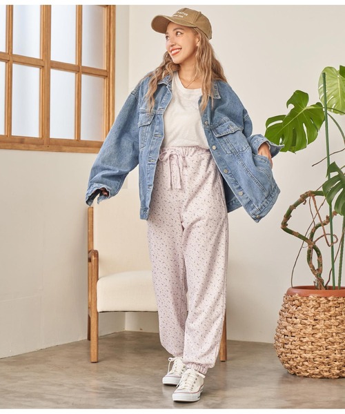 anap mimpi（アナップミンピ）の「小花柄 ジョガー 裏毛 スウェット パンツ【セットアップ対応】（スウェットパンツ・レディース・ピンク/ダークグレー/アイボリー・FREE）」の19枚目の写真