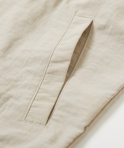 devirock（デビロック）の「撥水 ナイロン ウインドブレーカー（ナイロンジャケット・キッズ・スミクロ/グレー系1/グリーン系6/ピンク系7/ブルー系その他3・150cm/160cm/140cm/120cm/130cm/100cm/110cm）」の17枚目の写真