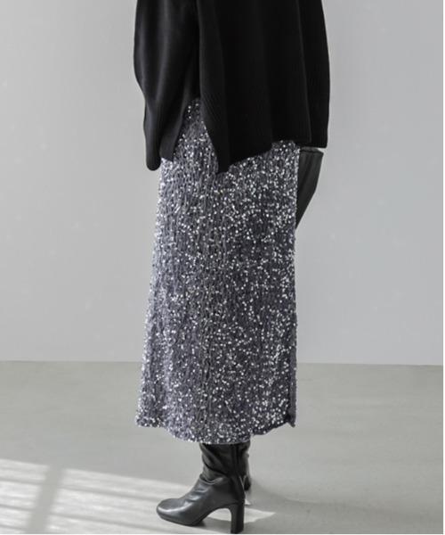 AMELY（エミリー）の「スパンコールロングスカート（スカート・レディース・グレー/ブラック・フリー）」の14枚目の写真