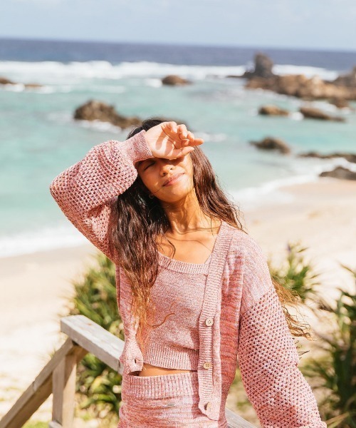 ROXY(ロキシー)の「BLOOMING DAYS CAMI/ロキシーショートレングスキャミソール(キャミソール・レディース・ホワイト/レッド/ブルー/グリーン・SMALL/MEDIUM/LARGE)」の11枚目の写真