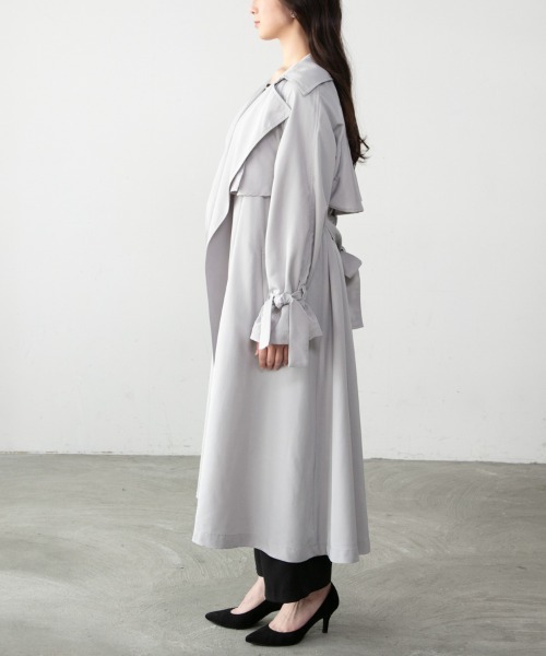 M.deux（エムドゥ）の「◎エアリートッパートレンチコート◎（トレンチコート・レディース・ベージュ/ライトグレー・MEDIUM）」の6枚目の写真