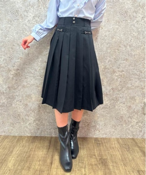 axes femme POETIQUE(アクシーズファムポエティック)の「ビット付プリーツロングスカート(スカート・レディース・ブラック/グリーン/ブルーグレー・MEDIUM)」の2枚目の写真