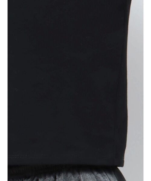 EMODA(エモダ)の「ロゴミニマルTシャツ(Tシャツ/カットソー・レディース・グリーン/ホワイト/ブラック/グレー・FREE)」の19枚目の写真