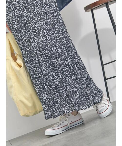 Samansa Mos2 blue(サマンサモスモスブルー)の「花柄プリーツスカート(スカート・レディース・ライトベージュ/ブルー/ブラック・F)」の9枚目の写真