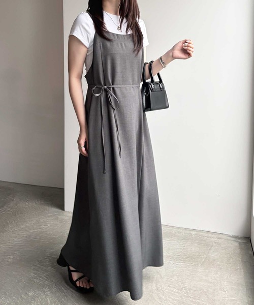 GeeRA(ジーラ)の「リネンライクウエストリボンフレアキャミワンピース(ワンピース・レディース・ブラック/ライトベージュ/チャコール・SMALL/MEDIUM/LARGE/X-LARGE)」の3枚目の写真