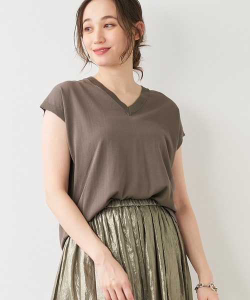 MICA&DEAL（マイカ＆ディール）の「Vネックストレートプルオーバー（ニット/セーター・レディース・モカ/ライトグレー/グリーン/ダークネイビー・FREE）」の3枚目の写真