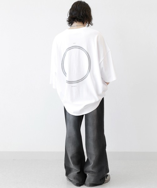 minsobi（ミンソビ）の「モノトーンビッグサークル半袖T オーバーサイズTシャツ（Tシャツ/カットソー・メンズ・ブラック/ホワイト・FREE）」の16枚目の写真