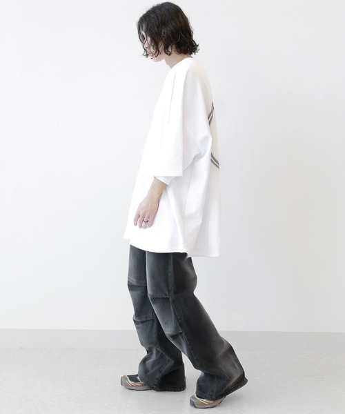 minsobi（ミンソビ）の「モノトーンビッグサークル半袖T オーバーサイズTシャツ（Tシャツ/カットソー・メンズ・ブラック/ホワイト・FREE）」の14枚目の写真