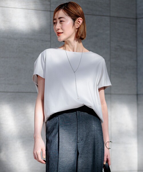 23区(ニジュウサンク)の「【洗える】スムースデザイン フォルム カットソー(Tシャツ/カットソー・レディース・ホワイト系/ベージュ系/イエロー系/カーキ系/ブラック系/オレンジ系・38)」の3枚目の写真