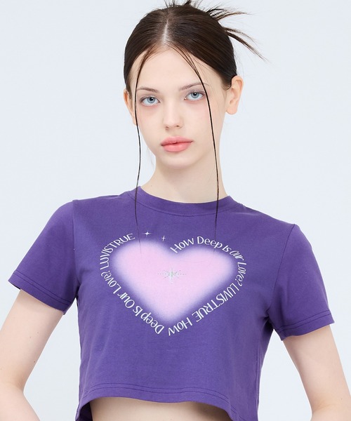tou ki❤️ LUVISTRUE（ラヴイズトゥルー）の「TWINKLE HOTFIX CROP TEE（Tシャツ