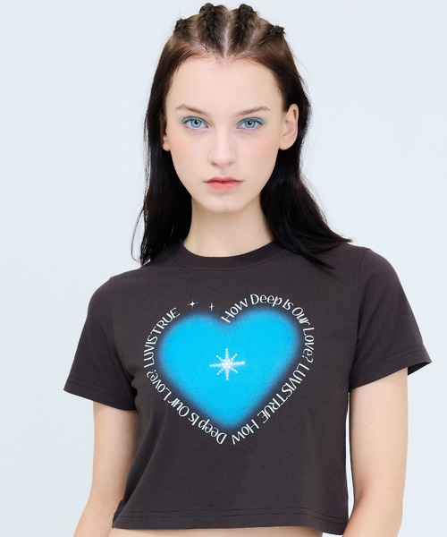 tou ki❤️ LUVISTRUE（ラヴイズトゥルー）の「TWINKLE HOTFIX CROP TEE（Tシャツ