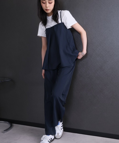 Ulysses（ユリシス）の「【セットアップ】タックデザインキャミソール＆ワイドパンツ（セットアップ・レディース・ネイビー/ベージュ・F）」の21枚目の写真