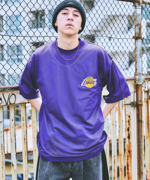 NBA(エヌビーエー)の「【NBA】別注/メッシュアンサンブルプルオーバー(Tシャツ/カットソー・メンズ・レッド/パープル/ブラック・LARGE/MEDIUM)」の12枚目の写真