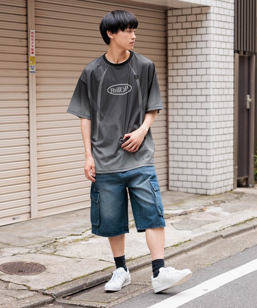 ROMANTIC CROWN（ロマンティッククラウン）の「【UNISEX】ROMANTIC CROWN／サッカｰジャージーT（Tシャツ/カットソー・メンズ・ブラック/ライトブルー・MEDIUM/LARGE）」の16枚目の写真