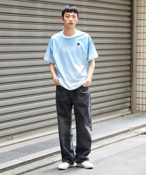 ROMANTIC CROWN（ロマンティッククラウン）の「【UNISEX】ROMANTIC CROWN／サッカｰジャージーT（Tシャツ/カットソー・メンズ・ブラック/ライトブルー・MEDIUM/LARGE）」の11枚目の写真