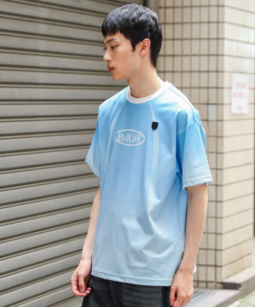 ROMANTIC CROWN（ロマンティッククラウン）の「【UNISEX】ROMANTIC CROWN／サッカｰジャージーT（Tシャツ/カットソー・メンズ・ブラック/ライトブルー・MEDIUM/LARGE）」の14枚目の写真