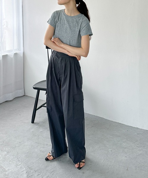 feepur（フェピュール）の「パイルショートTee（Tシャツ/カットソー・レディース・グレー/アイボリー/ピンク/イエロー/ブラック・MEDIUM）」の7枚目の写真