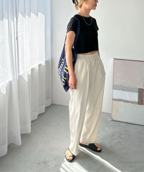 feepur（フェピュール）の「パイルショートTee（Tシャツ/カットソー・レディース・グレー/アイボリー/ピンク/イエロー/ブラック・MEDIUM）」の17枚目の写真